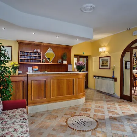 Hotel Garni Riviera-3